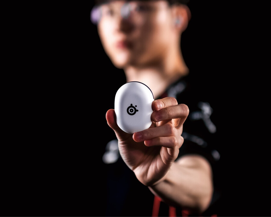 arctis gamebuds för playstation – fläckig låda
